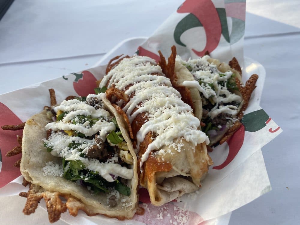 <b>Da Cocinita Magic Tacos</b>
<br>
<b>Dirección</b>: 225 Clifton St SE. Atlanta, GA. 30317
<br>
<b>Teléfono</b>: (678) 799-5656
<br>
<b><a href="https://www.yelp.com/map/da-cocinita-magic-tacos-atlanta">Cómo llegar</a></b>
<br>
<br>En Yelp, se promocionan así: “Tenemos tacos mágicos, burritos mágicos, quesadillas mágicas y muchas más cosas. Siempre fresco y delicioso”.