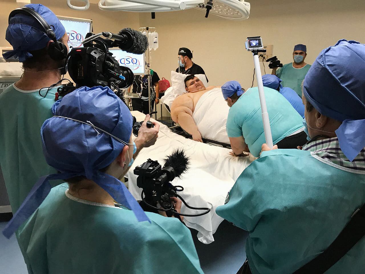 El equipo médico que atiende a Juan Pedro Franco tuvo que controlar la hipertensión, diabetes y una obstrucción pulmonar crónica que padece para poder someterlo a una segunda intervención de 'bypass' gástrico, todas consecuencias de su sobrepeso.