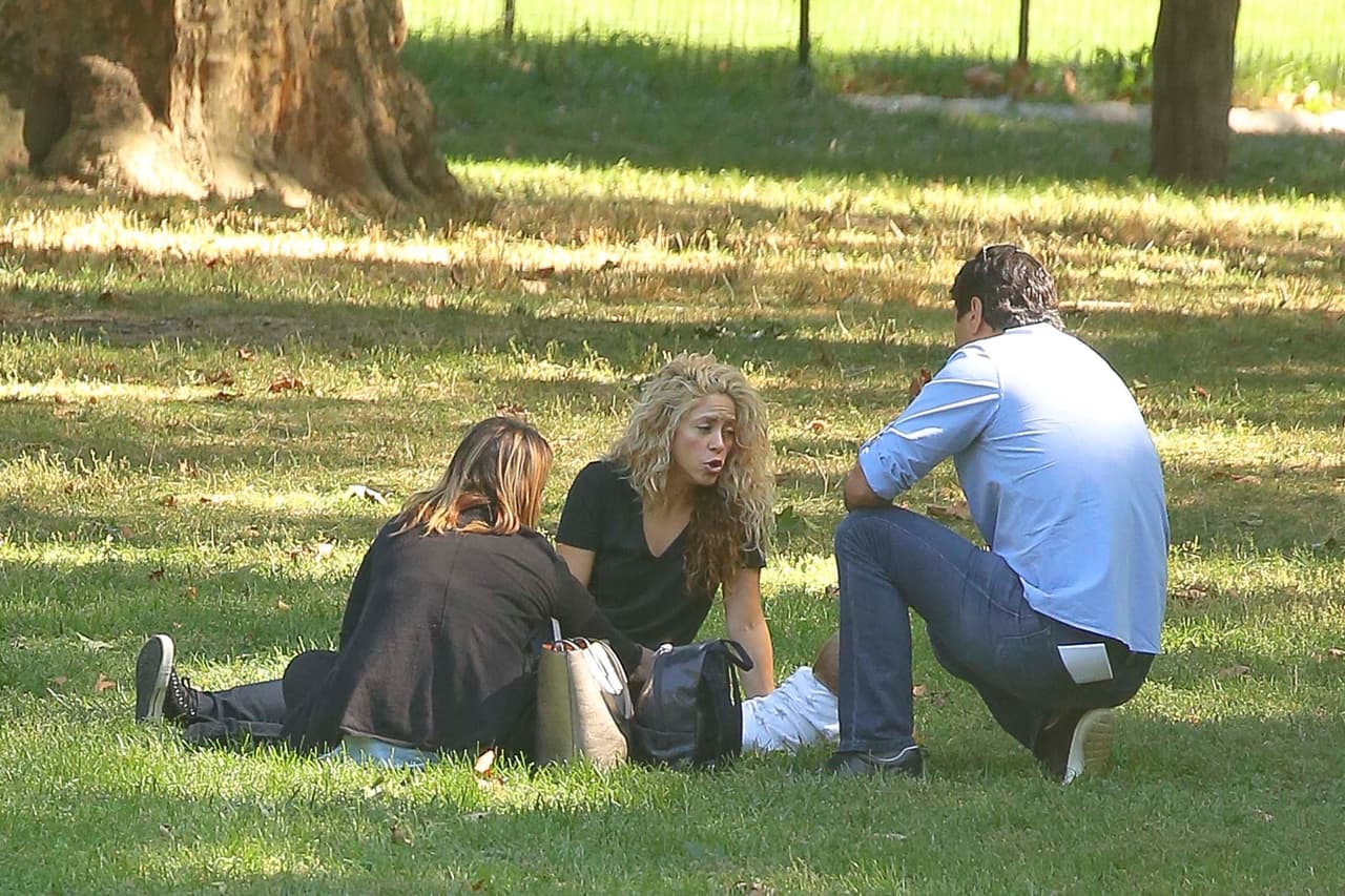 Sasha también se veía muy cómodo en el pasto.