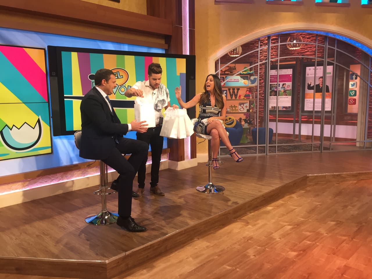 El grupo mexicano lanzó Ritos del sol, una línea de ropa de estilo roquero que contribuye a salvar el medioambiente.