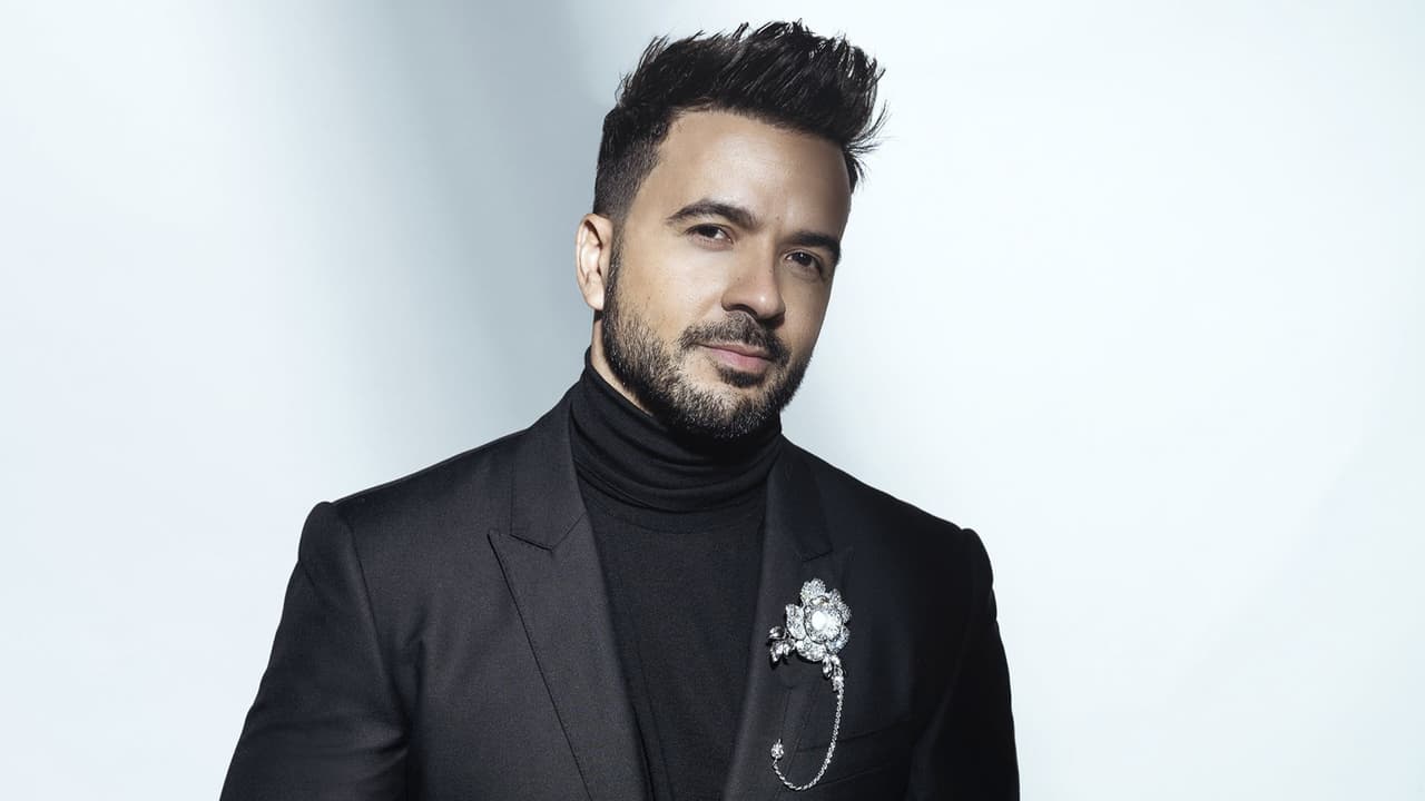 "Hacía falta celebrarlas": Luis Fonsi destaca la influencia que las mujeres han tenido en su exitosa carrera