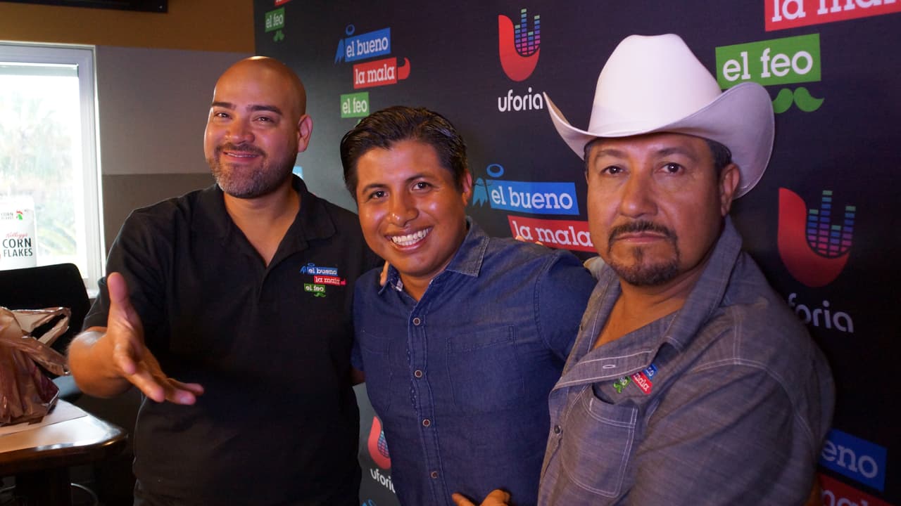Y hasta Univision Radio llegó Benjamín #ElElotero más famoso del mundo, para una entrevista con '
<a href="https://www.univision.com/radio/el-bueno-la-mala-y-el-feo-fest">El Bueno, La Mala y El Feo</a>' .