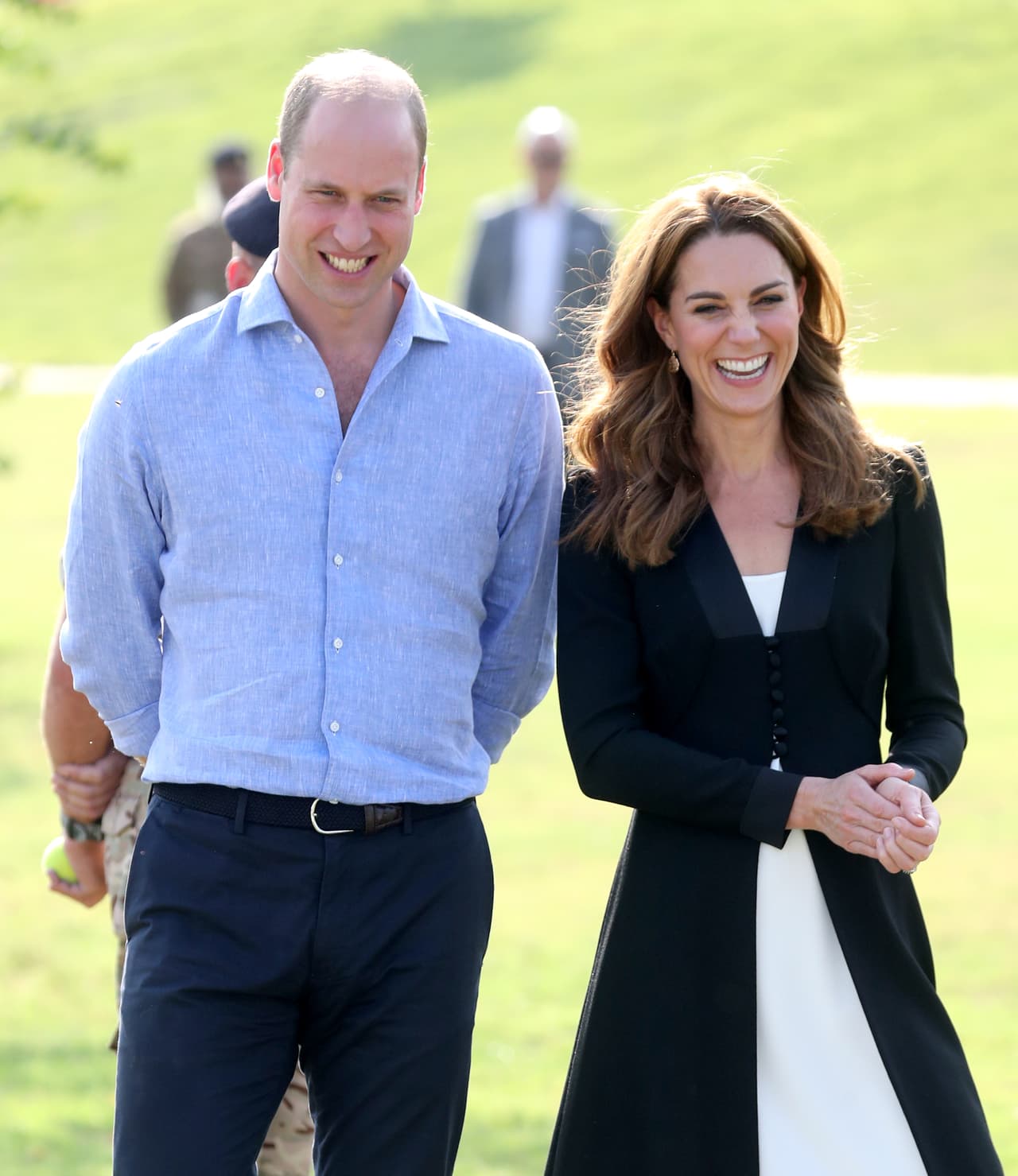 Sin embargo, 
<b><a href="https://www.univision.com/shows/despierta-america/una-videollamada-real-william-y-kate-le-dieron-tremenda-sorpresa-a-los-estudiantes-de-una-escuela-video">el príncipe William y Kate Middleton</a></b> han sacado provecho de la ausencia de Harry y Meghan, pues se consolidan en los primeros lugares.
<br>