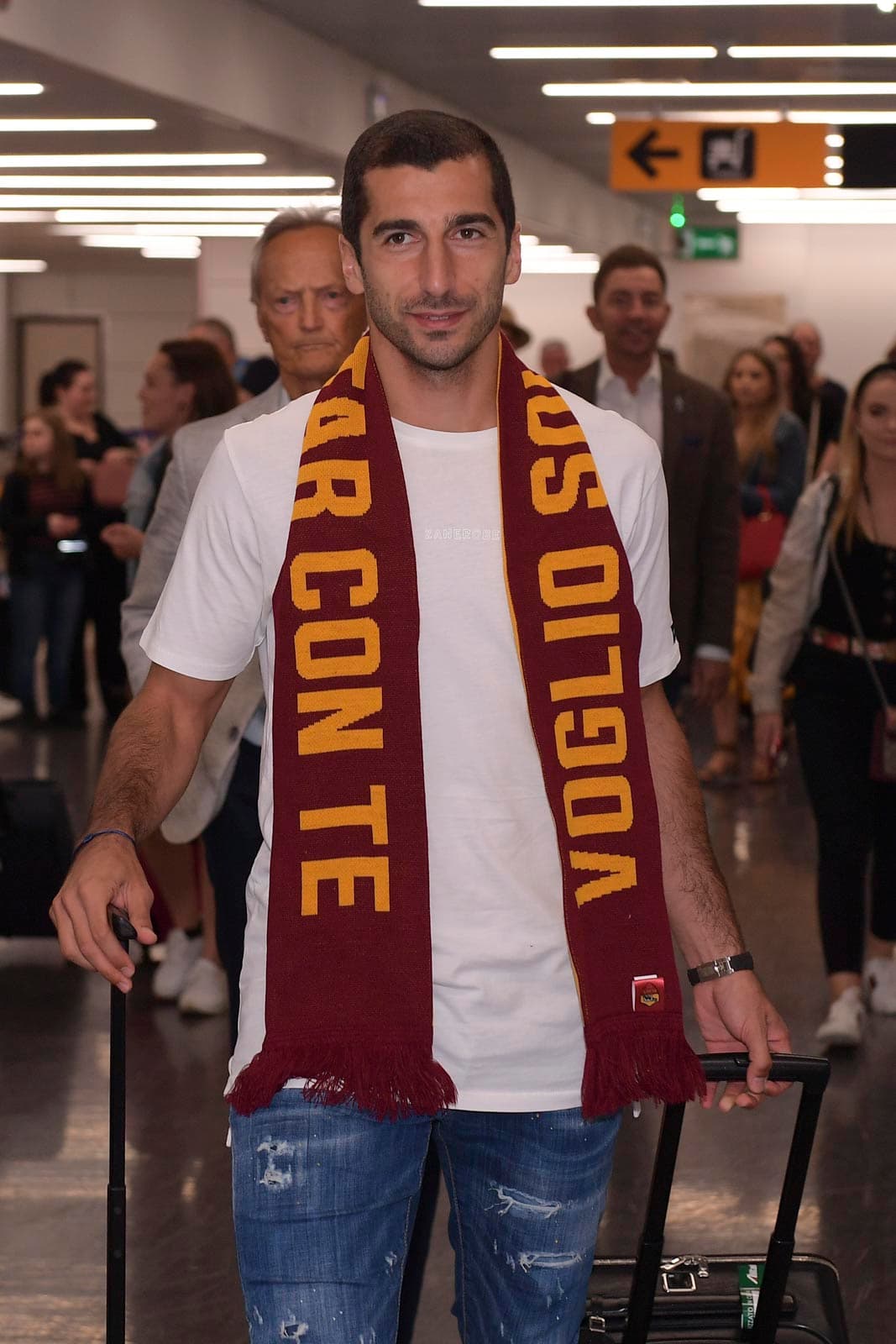 Henrix Mkhitaryan se va a Roma.