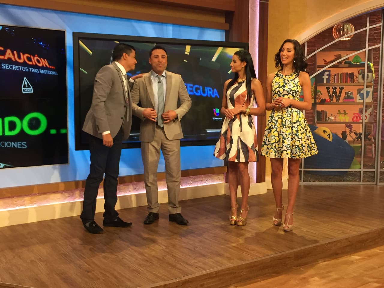 Como todo un campeón, el ex campeón de boxeo habló de los motivos por los que le invitó a ver la pelea.