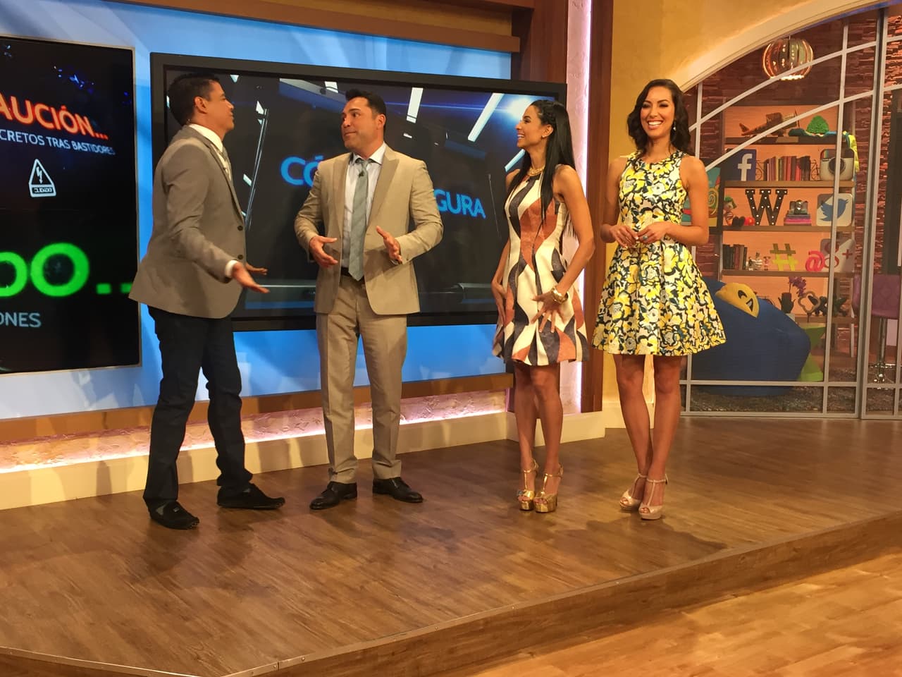 De la Hoya quiere que Trump esté en primera fila y le prometió dos asientos.