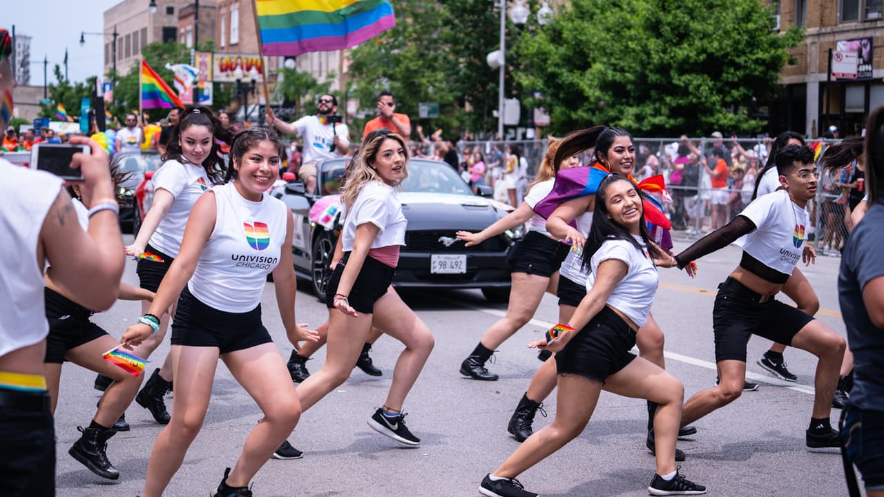 Univision Chicago estuvo presente para acompañar a la comunidad LGBT.