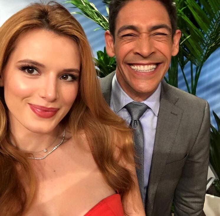 Johnny también se fotografió con ella. ¡Suertudotes!