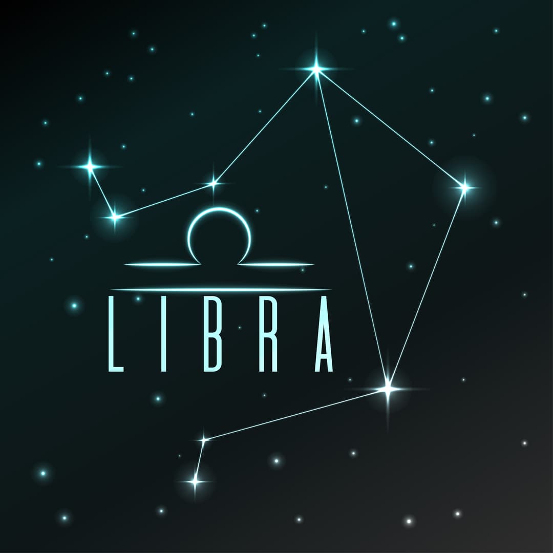 Los griegos solían juntar las estrellas de Libra con las de Escorpión, aunque la imagen de las balanzas ya era conocida por ellos. Es posible que este simbolismo tenga un origen mesopotámico. Los autores romanos ya trataban a Libra por su cuenta, diferenciándola de la de Escorpión.