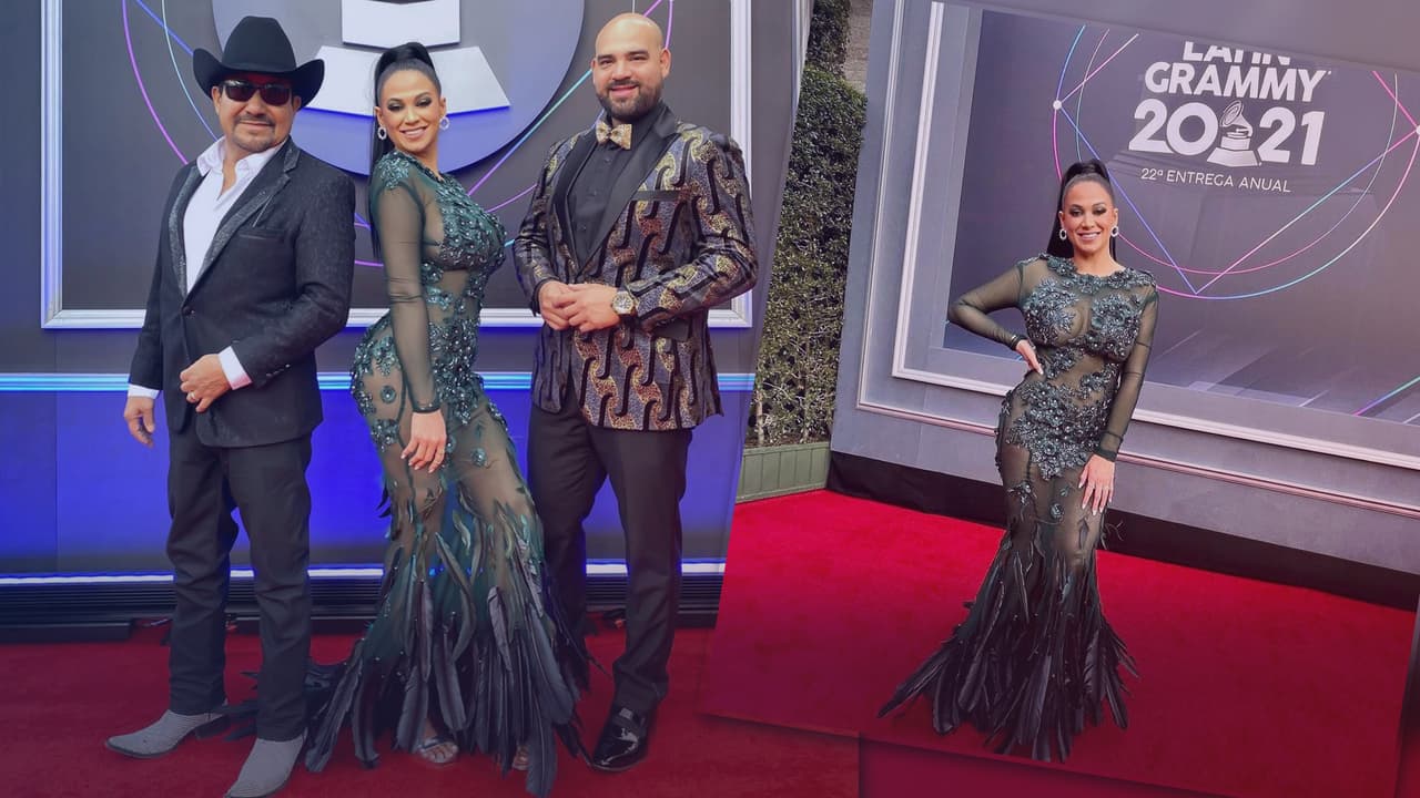 De verde y con transparencias: Así brilló Carla en la Alfombra de Latin GRAMMY (aunque El Pelón y El Feo le echan carrilla)