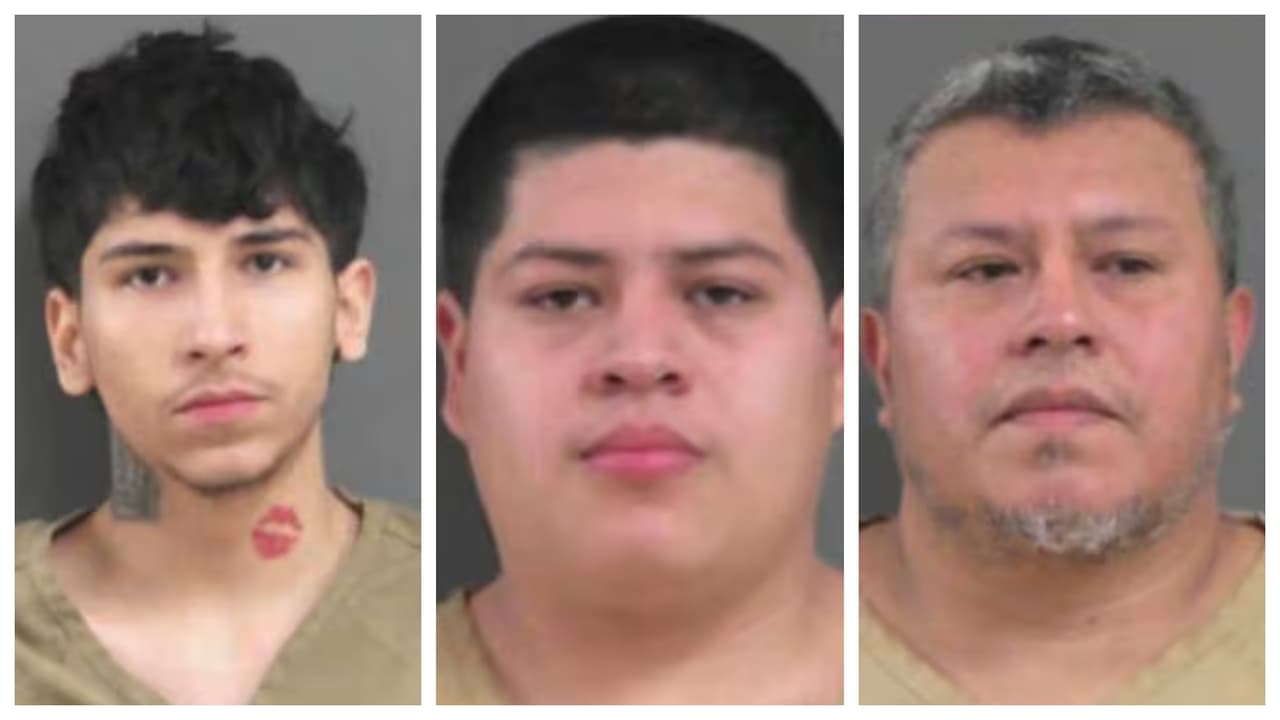 Ramon Reyes, Mason K. Reyes y J. Reyes Vazquez.