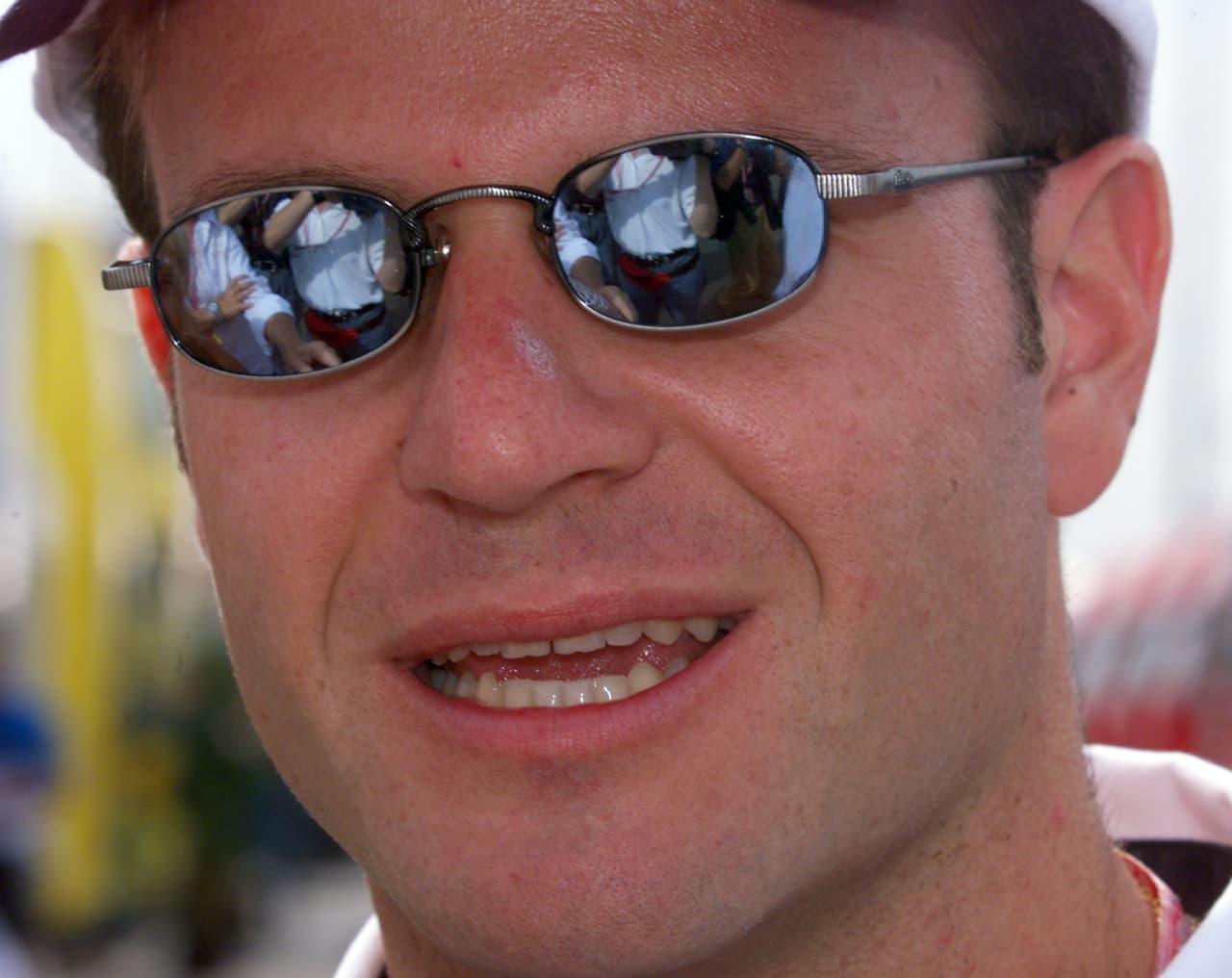 Los diseños de lentes de sol eran muy variados, había chicos, grandes, redondos, rectangulares y hasta de colores.