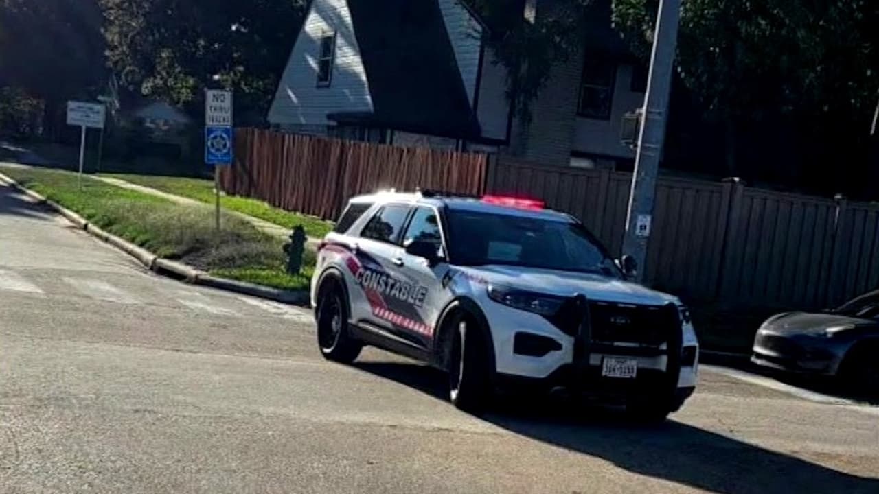 Un niño de 2 años muere tras ser encontrado en la piscina de una vivienda en Atascosita