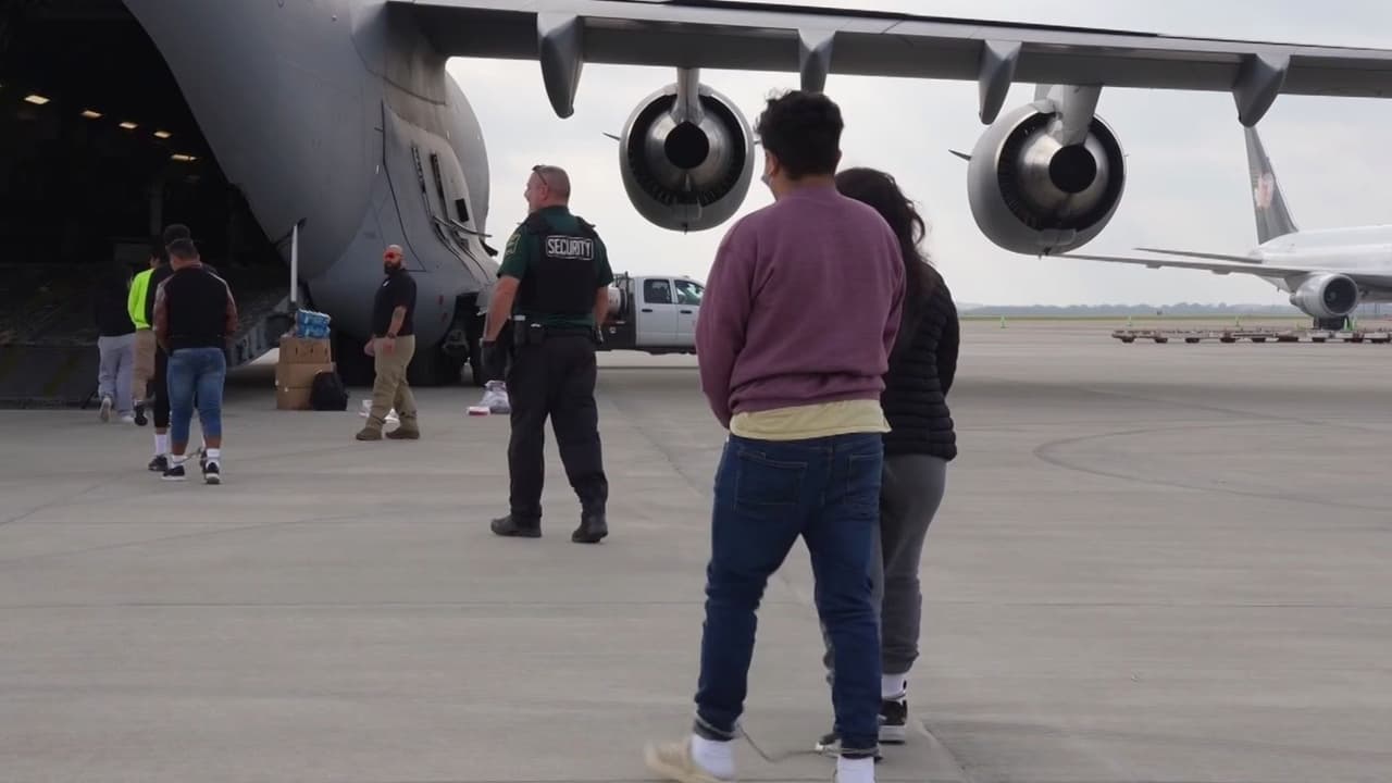 Todo lo que se sabe de las deportaciones secretas de mexicanos a terceros países y la respuesta del gobierno en México