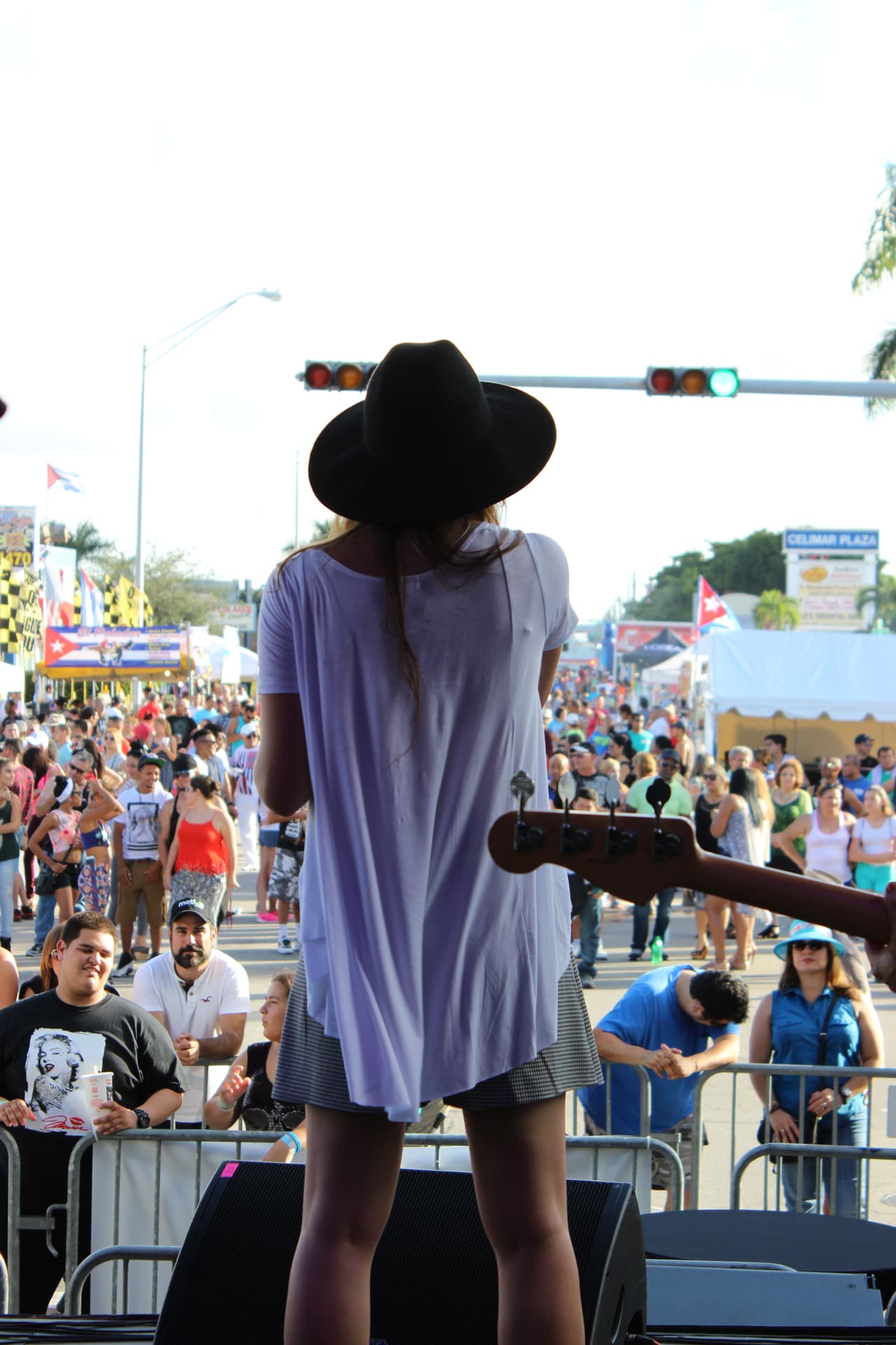 Miles de personas llegaron hasta Hialeah para disfrutar de la música latina