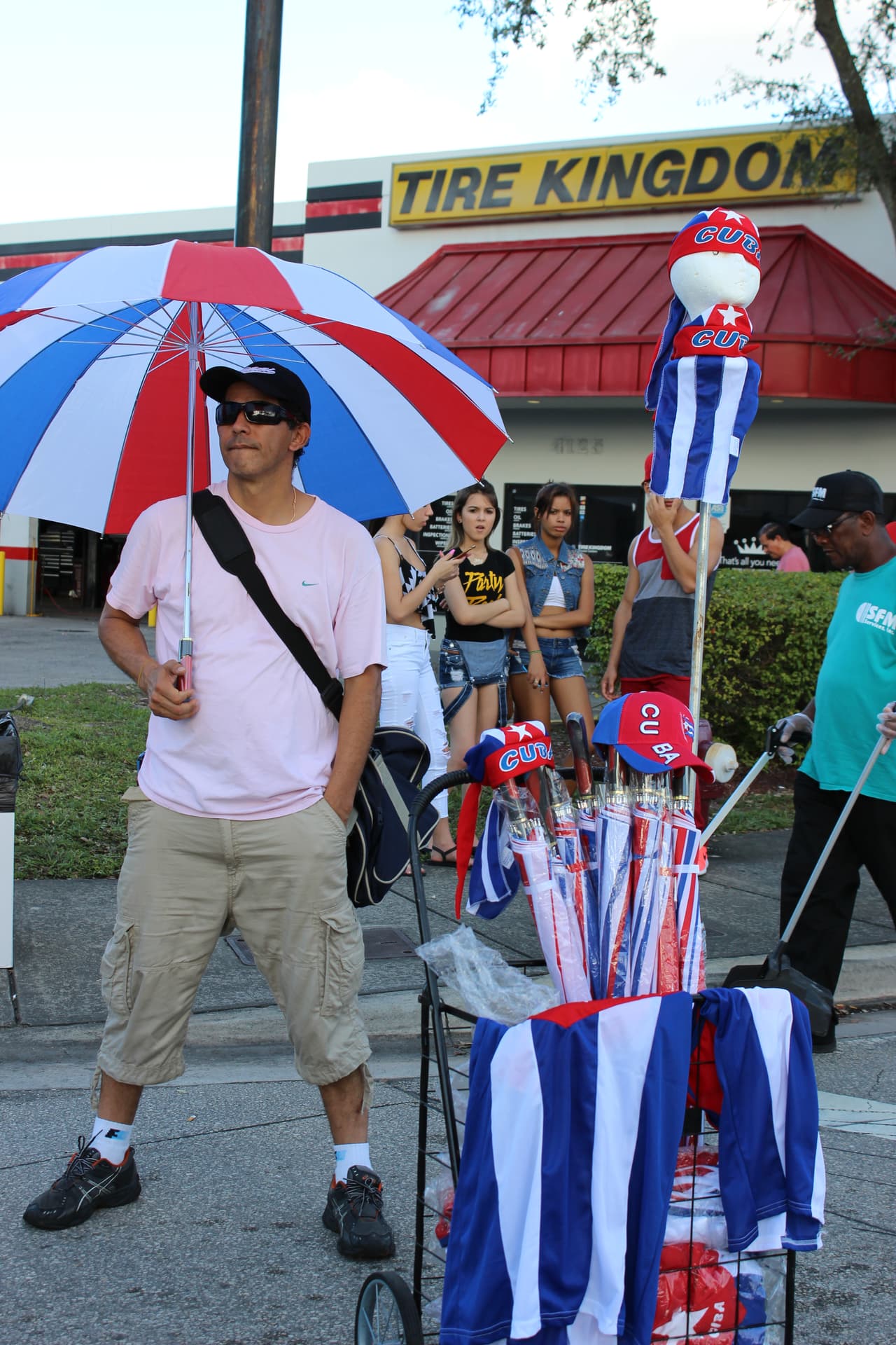 Miles de personas llegaron hasta Hialeah para disfrutar de la música latina