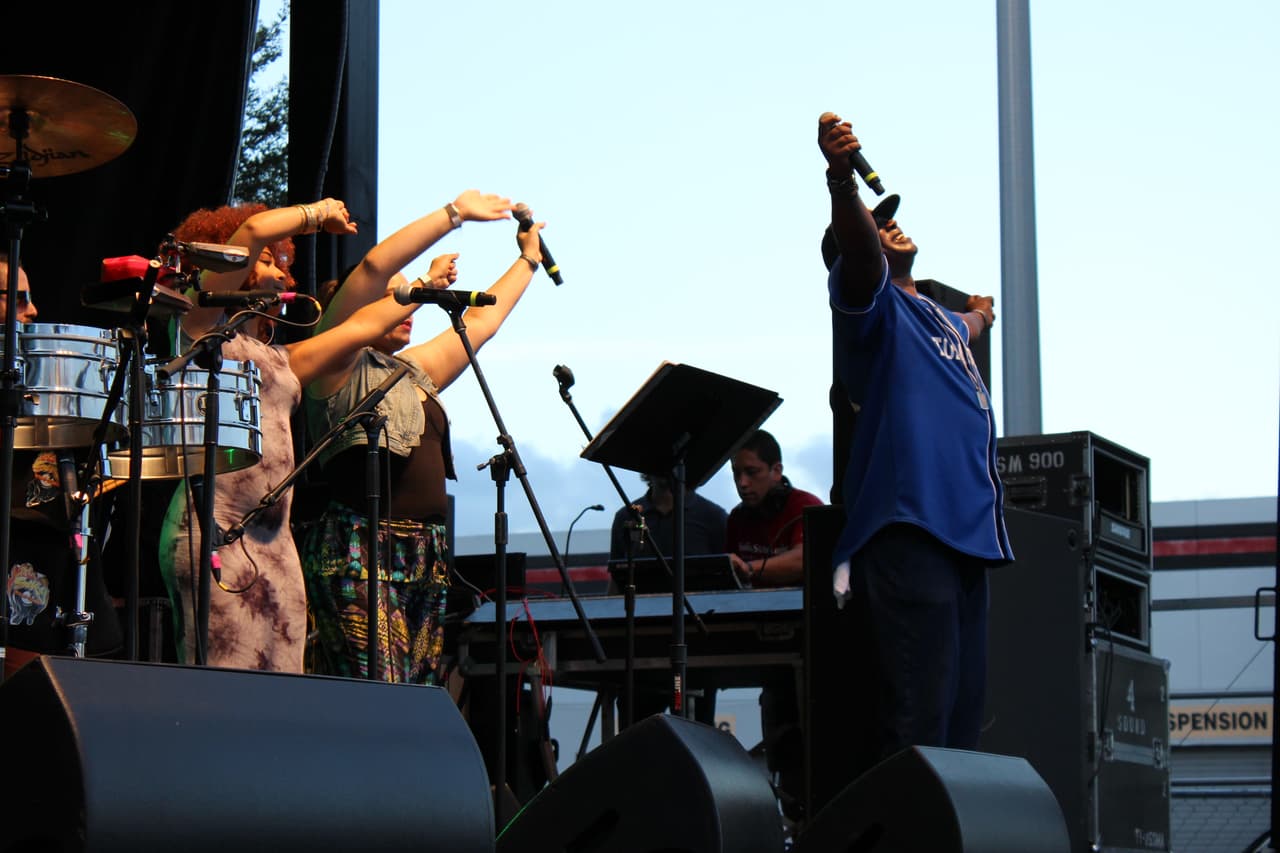 Miles de personas llegaron hasta Hialeah para disfrutar de la música latina