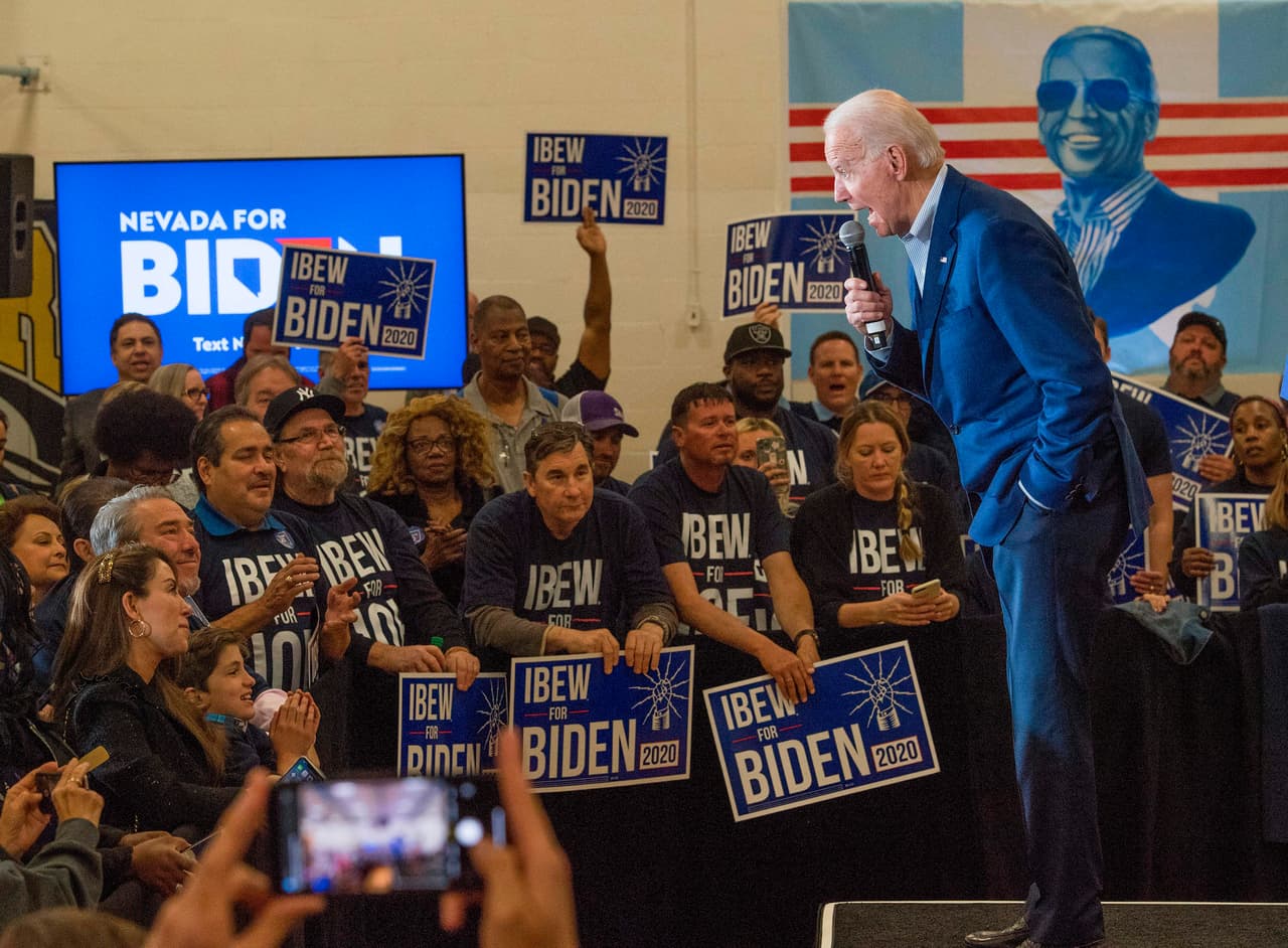 El poder de los latinos y el reto de vencer al fantasma de Iowa: qué está en juego en el caucus de Nevada
