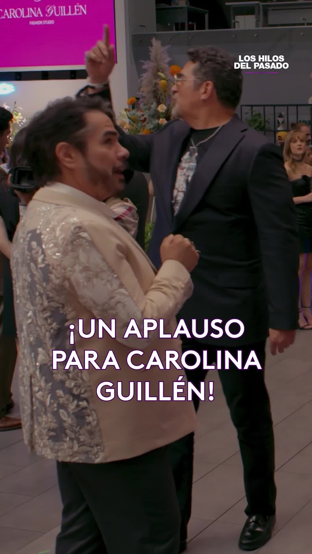 Lorena le roba el aliento a Manuel