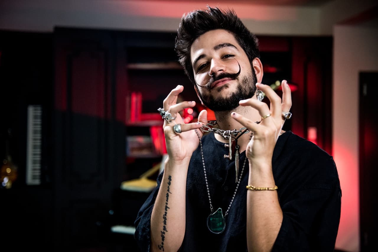 <b>Cuando era un niño sentía complejo de inferioridad:</b>
<br>
<br>“Me sentía muy chiquitico. Pero que seas muy chiquitico no quiere decir que no puedas vivir cosas grandes. Yo cuando estaba pequeñito sentía el complejo de pensar que a Messi le pasaban esas cosas porque él era un ser muy diferente a quien yo era. Obviamente, Messi es gigante, y yo soy una hormiguita, ¿Sabes?”