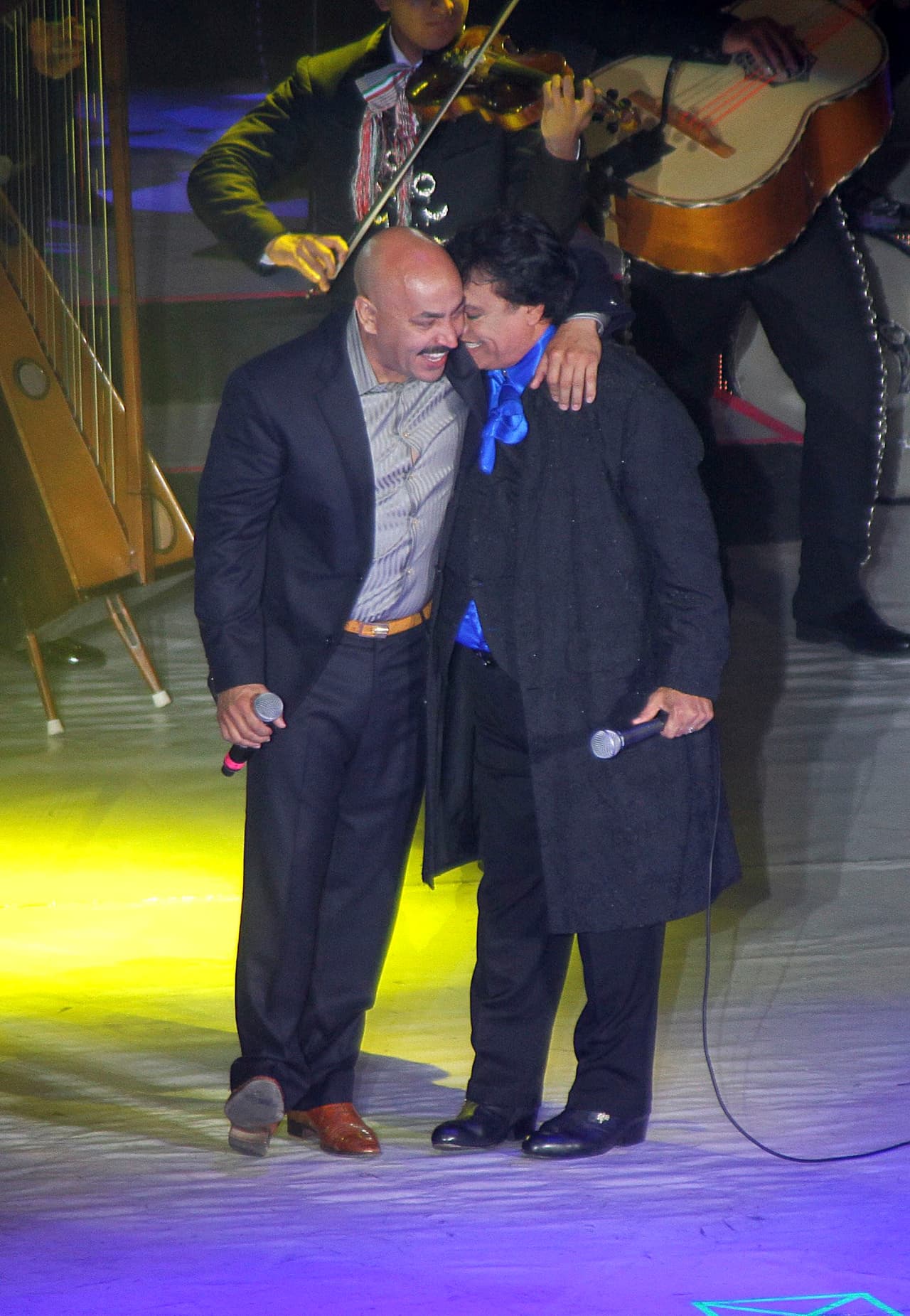 Juan Gabriel tuvo un increíble arranque de su gira en el Auditorio Nacional de la Ciudad de México.