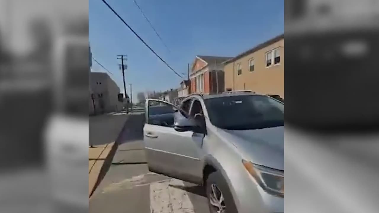 Agentes de ICE rompen vidrio de auto para detener a migrante en NJ