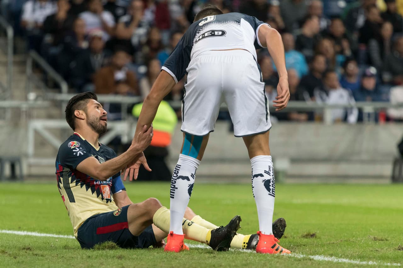 La delantera americanista se mostró incapaz de superar la defensa rival.