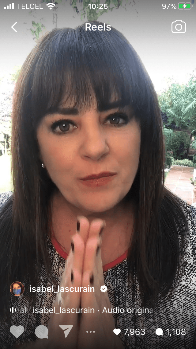 Dado que su ex no está involucrado en el medio artístico, pidió respeto para él y su familia. 
<br>