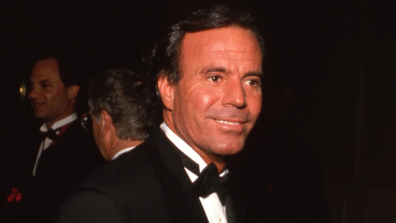 Julio Iglesias enfrenta acusaciones de agresiones sexuales; estos son los testimonios