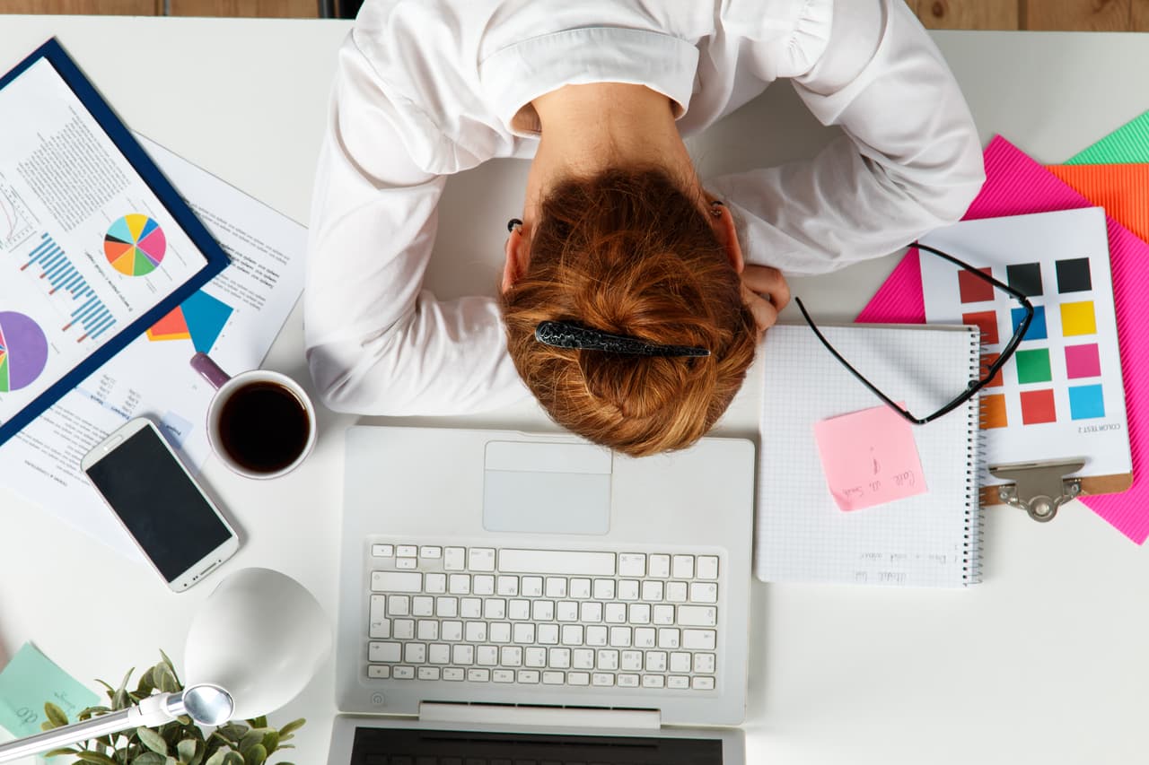 Peligros que debes evitar: pensar que las cosas “te van a salir mal” y por tanto no hacerlas. La inacción o inercia que conduce a la apatía y termina poniendo fin a una linda relación.