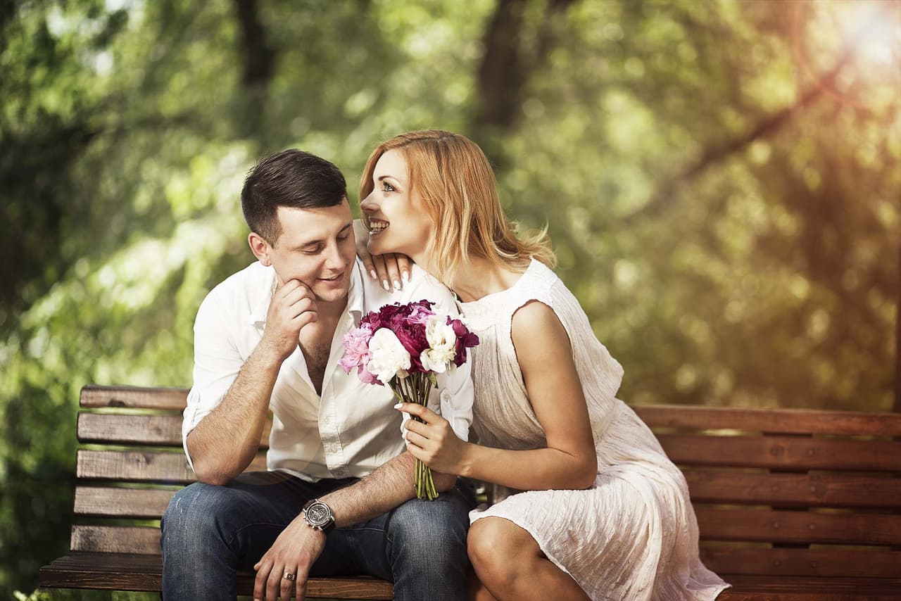 ¡Cuida más tu relación y no pienses que el amor es eterno! La amistad y los sentimientos se deben cultivar diariamente y deberás mostrarle a esa persona amada tu interés, preocupación y afecto sincero, sin discusiones ni exigencias. Aguarda un poco antes de iniciar algún tratamiento poco explorado y no permitas que te utilicen para experimentar o como conejillo de indias.