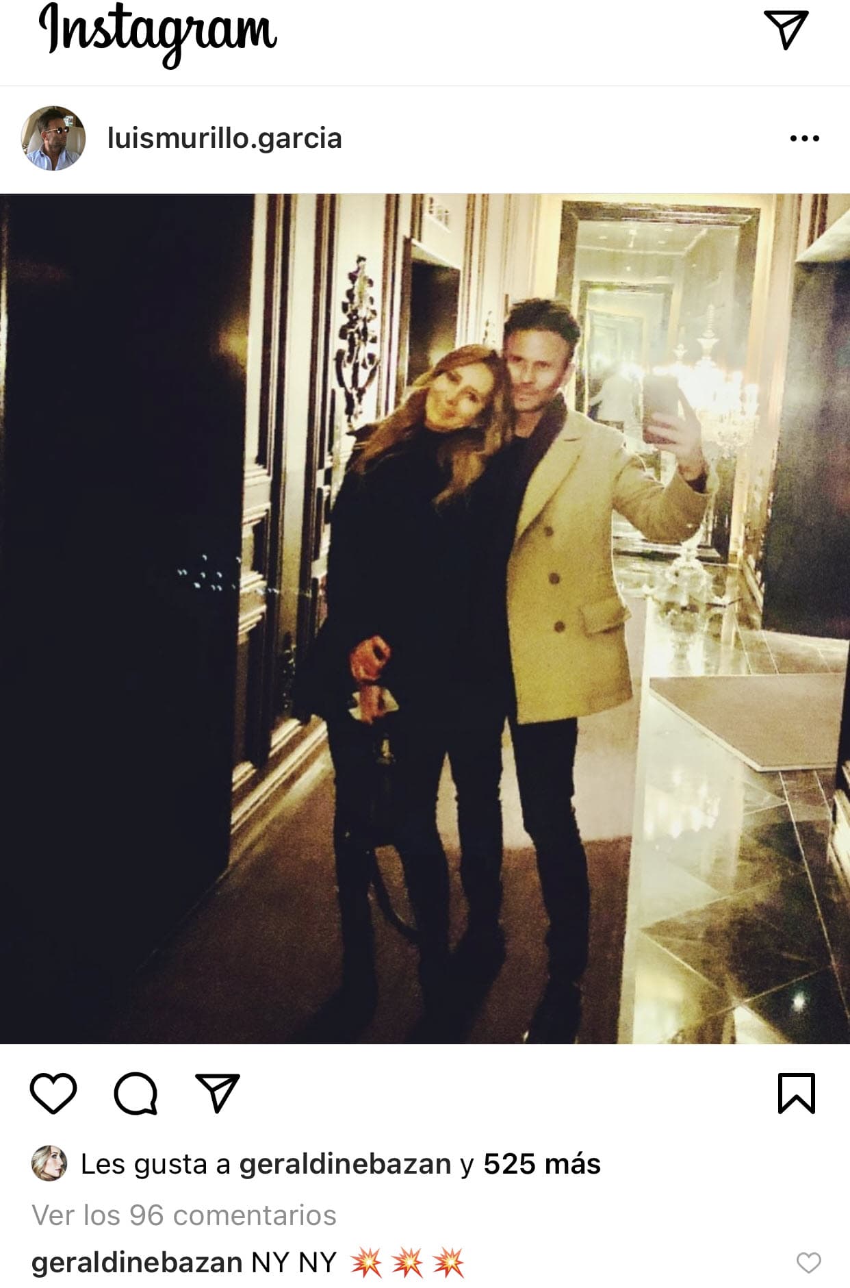 Con él ha viajado a lugares como Monterrey y Nueva York, desde donde han presumido los románticos momentos que pasan juntos. 
<br>
<br>