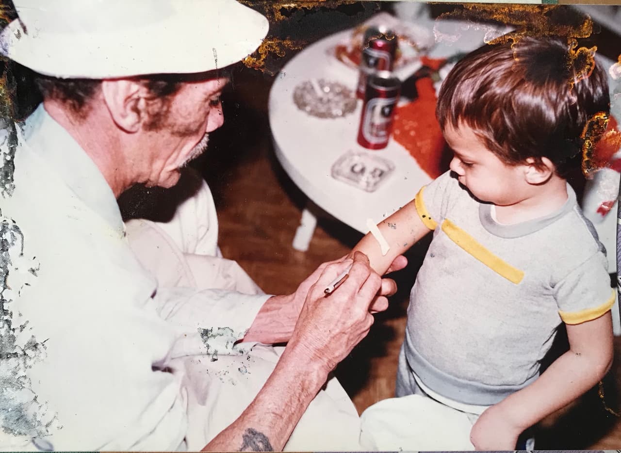 Por medio de YouTube, Esteban Valdés lanzó, el 24 de mayo, un trailer de lo que será el documental de su papá, el cual mostrará imágenes de su día a día, así como testimonios de sus hermanos, de sus hijos y de sus entrañables amigos de la vecindad, como María Antonieta de las Nieves, Carlos Villagrán y Édgar Vivar.