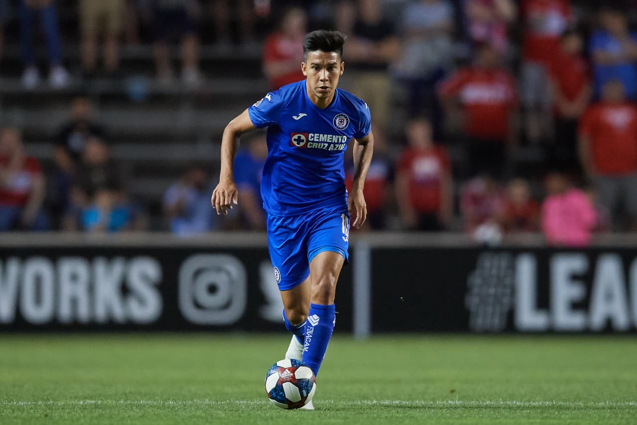 'Pol' Fernández asegura que se queda en Cruz Azul