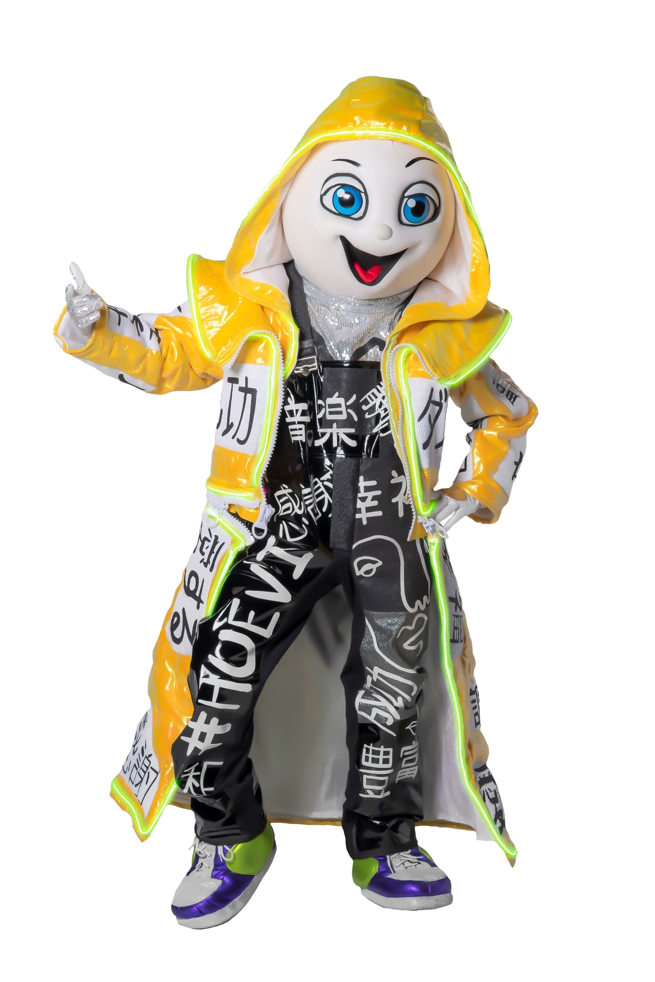 <b>La Hueva</b>. Es extrovertido y con alma tierna. Le llegan bajones emocionales, pero gracias al baile saca todos esos sentimientos arriba del escenario.