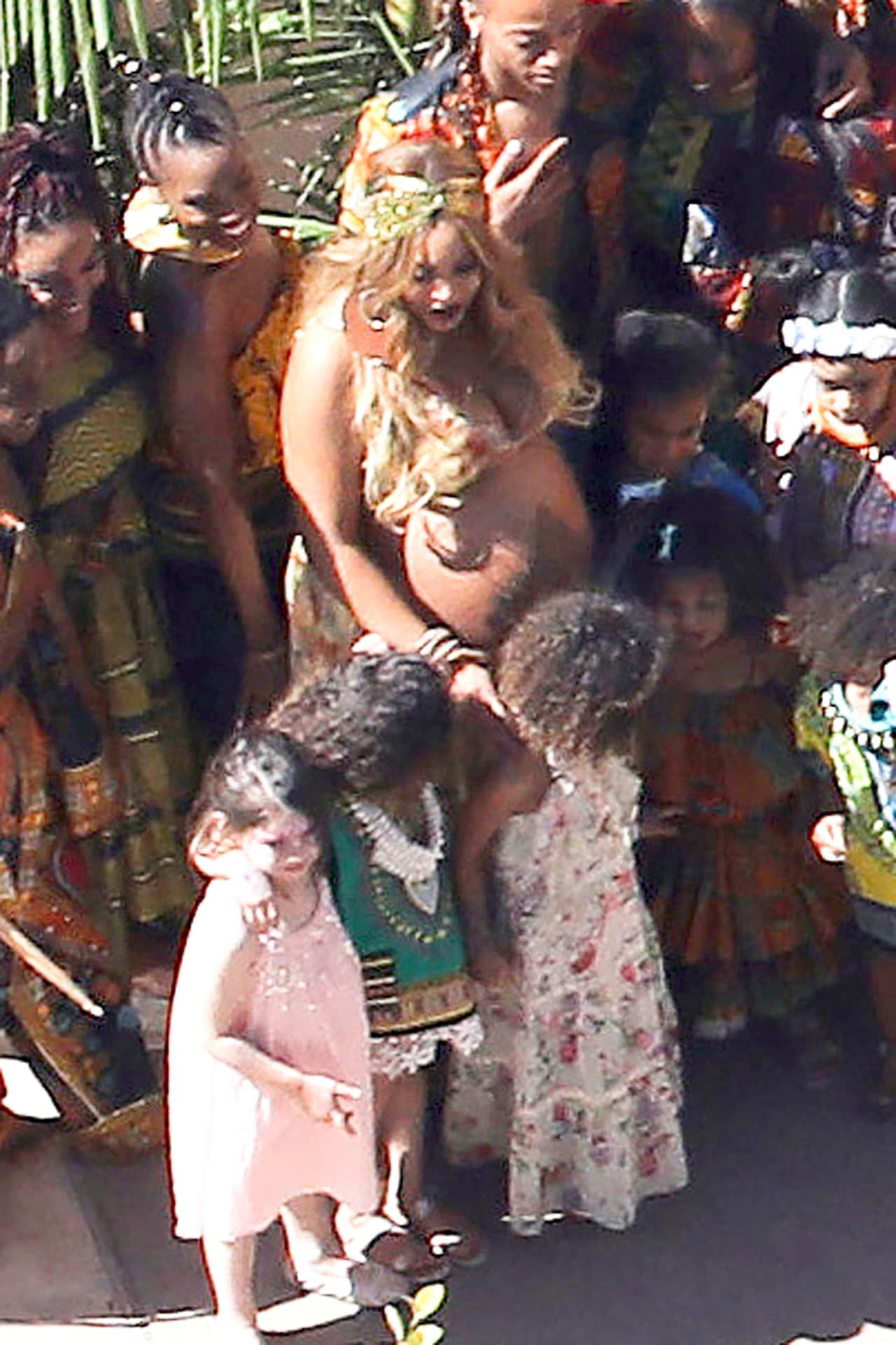 Entre los asistentes, se encontraba la tenista Serena Williams, quien también se encuentra embarazada.