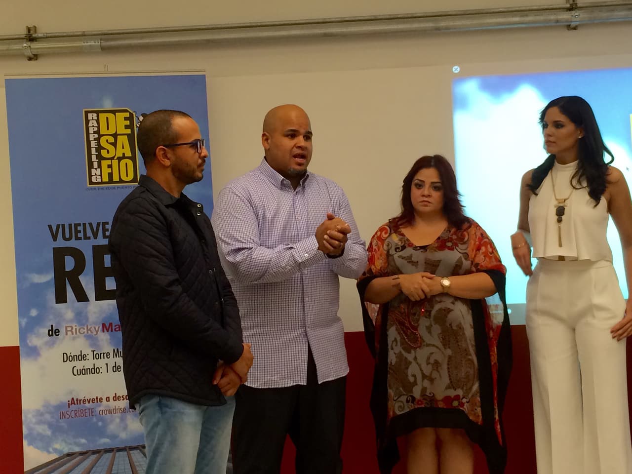 Visita la página de Rappeling Desafío, escoge tu grupo y da tu donación: https://www.crowdrise.com/rappellingdesafio