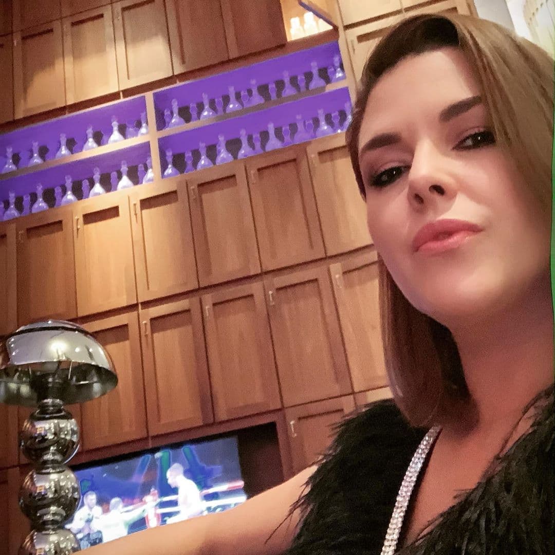 “Nadie quiere contratar a un enfermo y más en este negocio, este negocio es duro, muchos canales o productoras no quieren lidiar con alguien que tiene un problema de salud y yo trababa que no se dieran cuenta porque yo estaba pasando por un momento artístico bueno”, dijo la actriz a principios de este año en declaraciones que citó la web de 
<a href="https://www.lasestrellas.tv/espectaculos-1/famosos-1/alicia-machado-oculto-cancer-miedo-trabajo" target="_blank">Las Estrellas</a>.