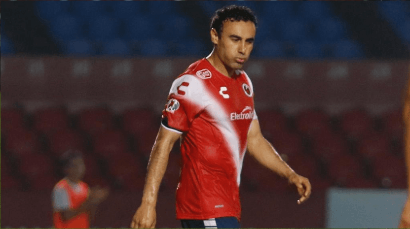 Leobardo López ayudará a Tiburones Rojos de Veracruz a huir del descenso,
<a href="https://www.univision.com/deportes/futbol/liga-mx/leobardo-lopez-deja-al-zacatepec-y-regresa-con-el-veracruz" target="_blank">así lo confirmó el club Zacatepec. </a>