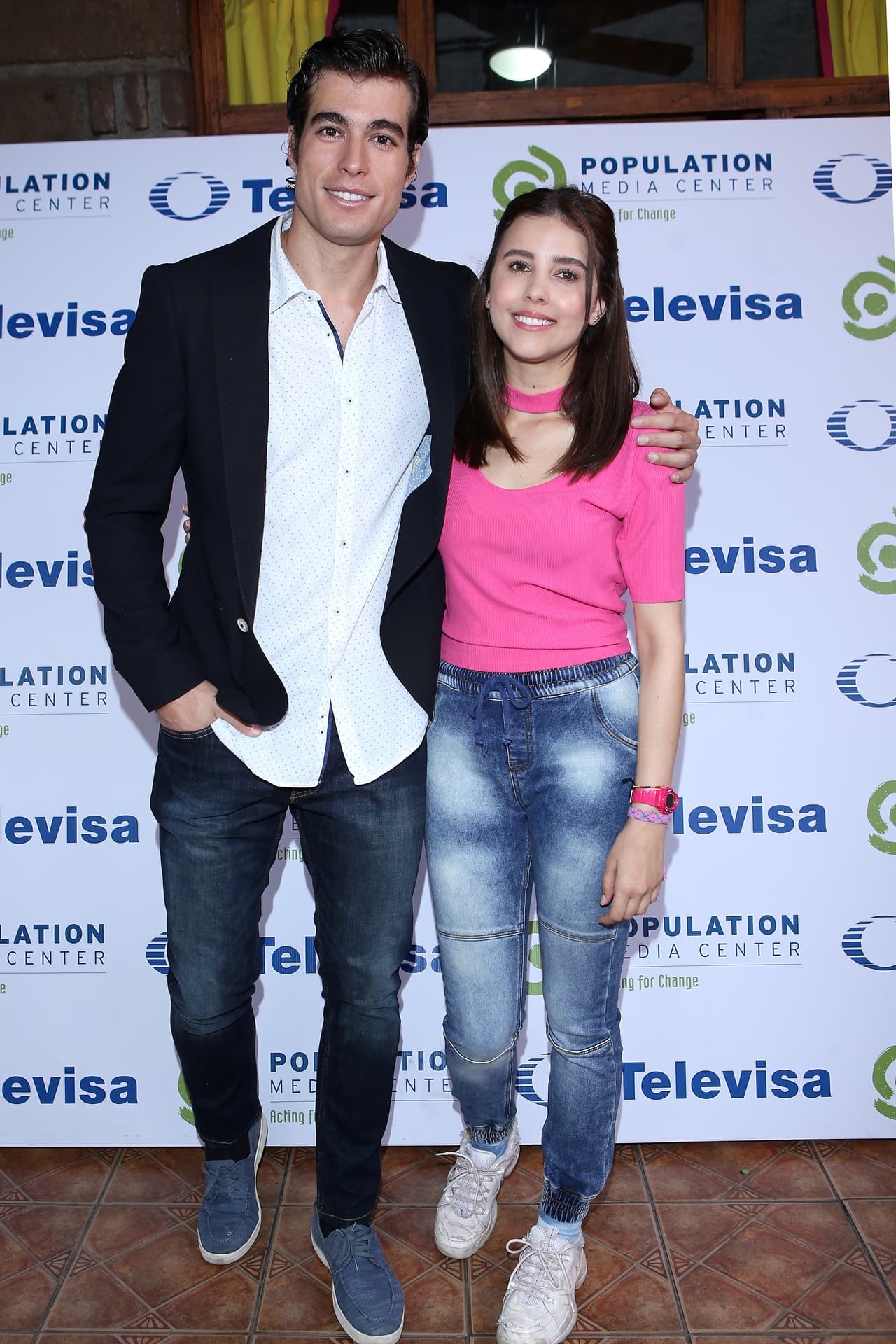 La producción contará con las actuaciones protagónicas del ecuatoriano Danilo Carrera y la mexicana Paulina Goto.