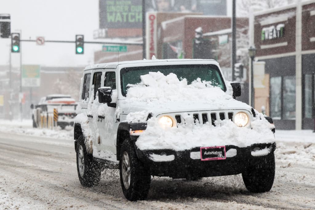 La fuerte tormenta de nieve en Colorado trajo arena de México