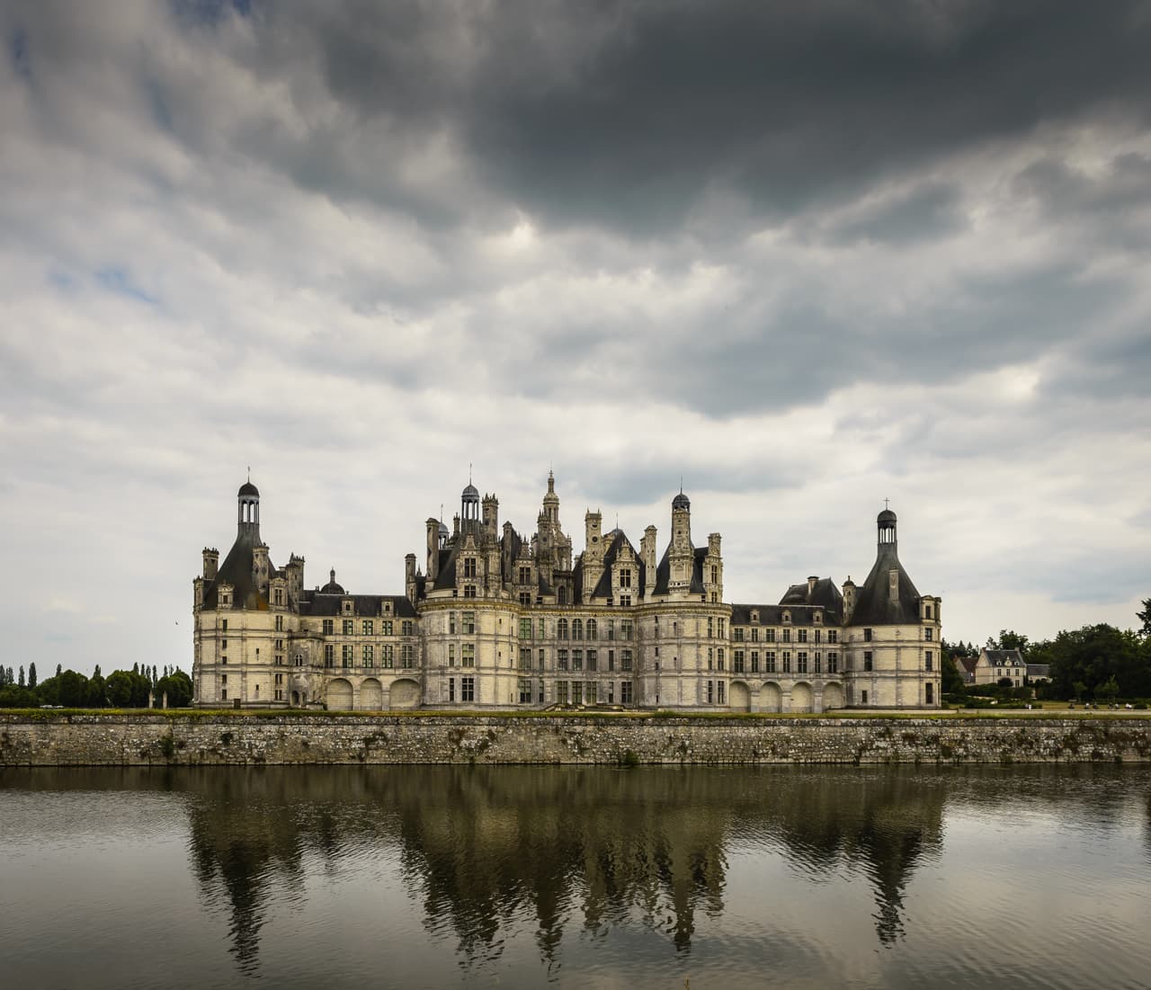 Los reyes del Medioevo incluso justificaron su infortunio al crear cometas imaginarios ante la muerte de personajes como Carlomagno, Luis I de Francia y Paracelso.