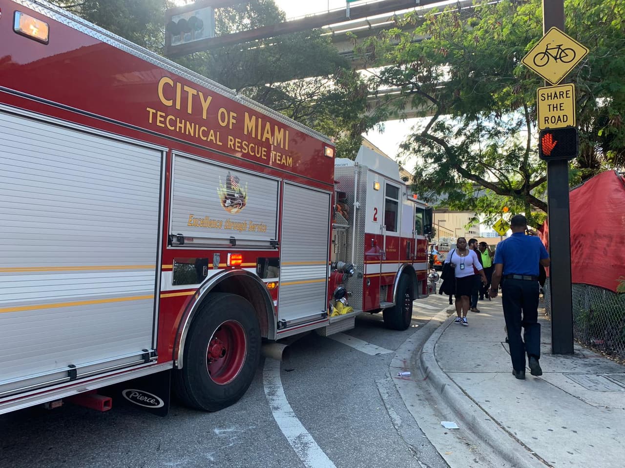 “Cuando las placas interactúan entre ellas y hay un movimiento de deslizamiento, se produce el temblor y se libera energía”, dijo Araujo.
