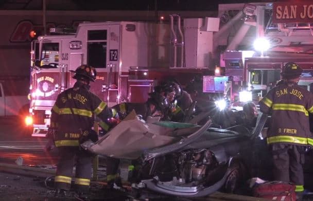 Un capitán de bomberos en la escena dijó que 9 personas estuvieron involucradas en el accidente.