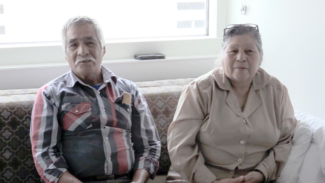 Contrario a otros casos, los médicos en México no supieron tratar la enfermedad. Fue su madre, Telma Lara, quien descubrió que su hijo Pablico, como le dice, tenía una deformación.