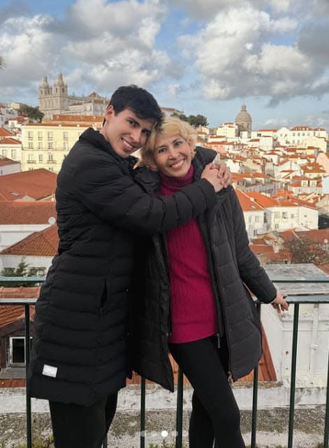 “El 14 de enero volvió a reproducir, trayéndome como consecuencia un derrame pleural que, desde ahí, ha sido muy doloroso, días que no duermo, mucho dolor al punto que lo que me mandan es morfina”, relató.