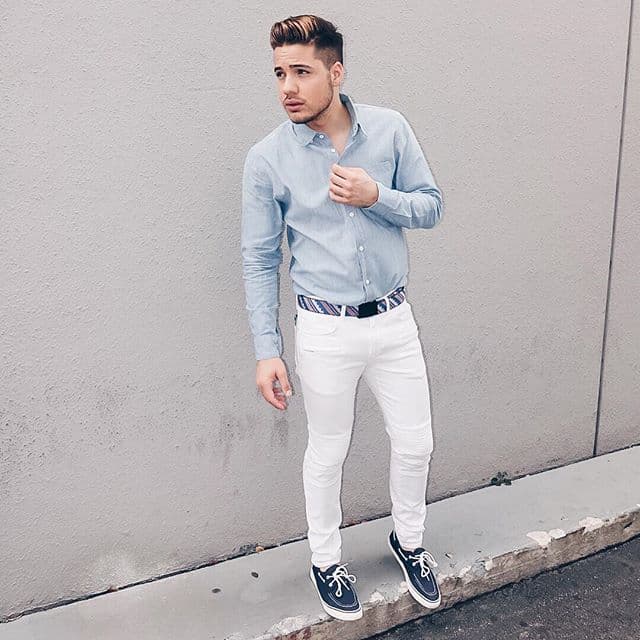 Las camisas con corte 'Slim Fit' harán lucir tu torso más alargado y estilizado.