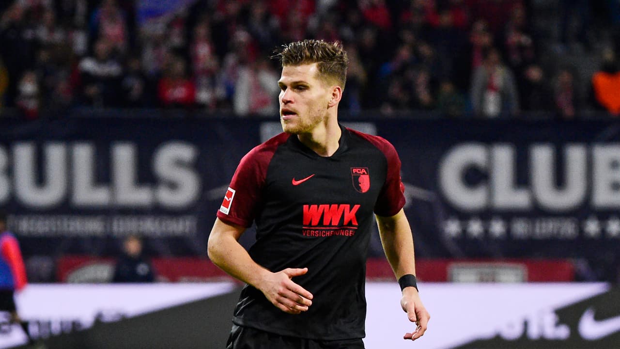 <b>#10 Florian Niederlechner - Augsburg. </b>El alemán Niederlechner comanda el ataque del Augsburg con 11 tantos. No pudo marcar esta jornada pero sigue en el Top 10.