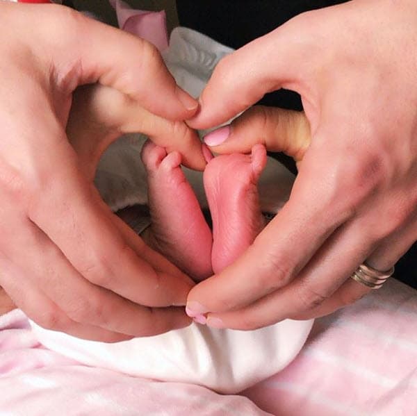 Su hija Luna vio la luz por primera vez a las 4:56 de la tarde.