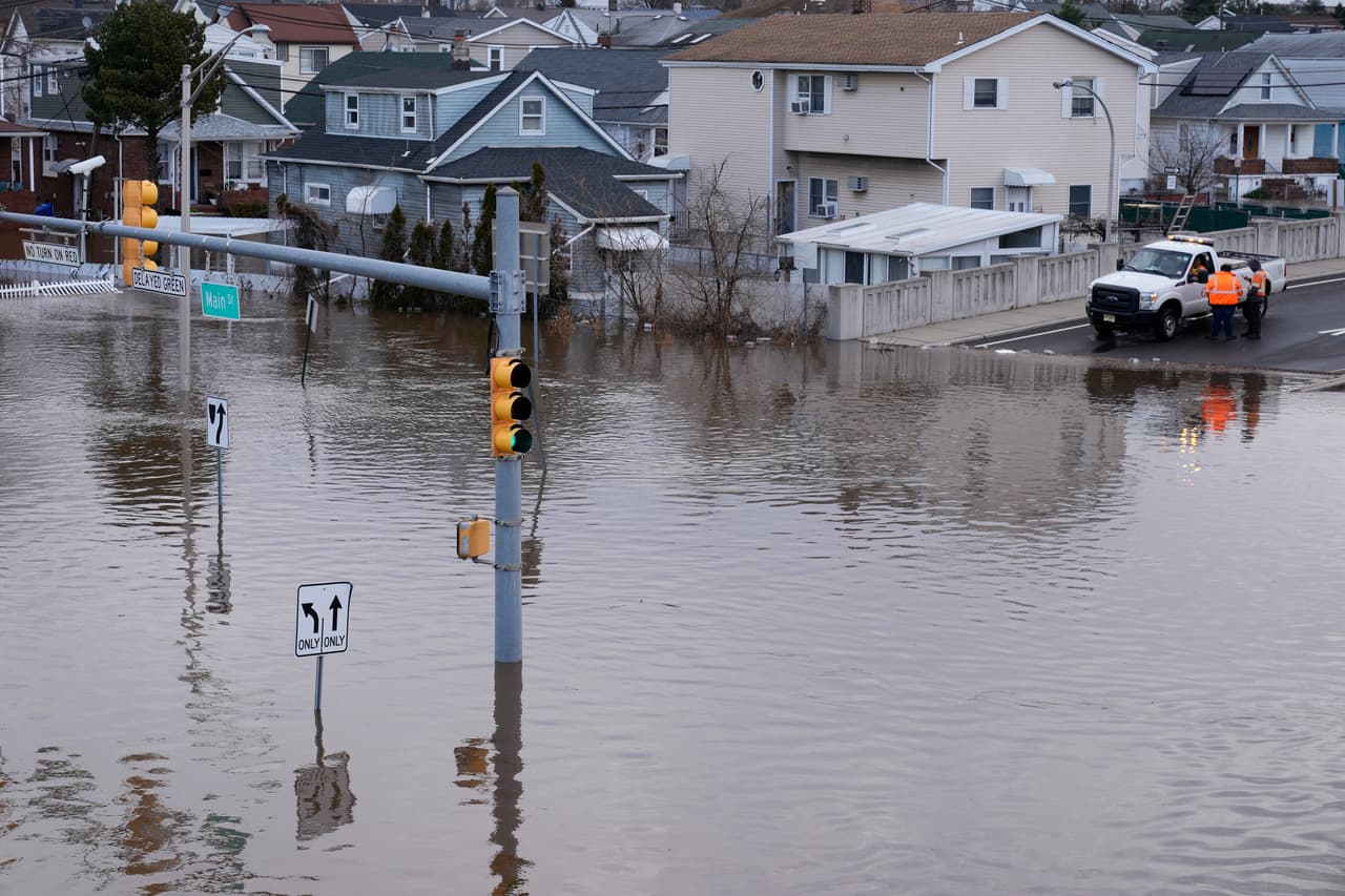 En Nueva Jersey, poblados como Lodi, lucieron anegados tras las lluvias del martes.
<br>